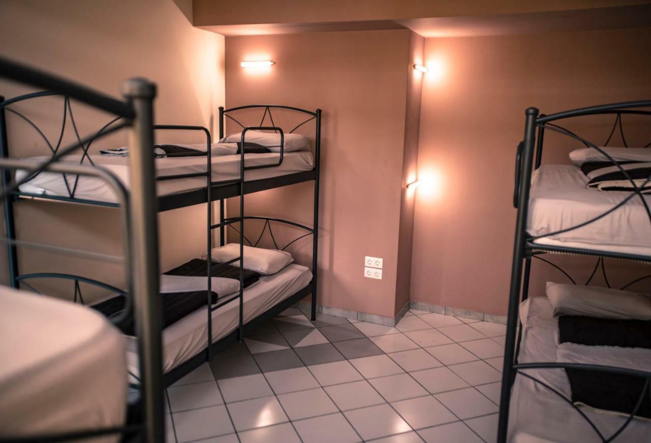 אתונה As-City Hostel מראה חיצוני תמונה