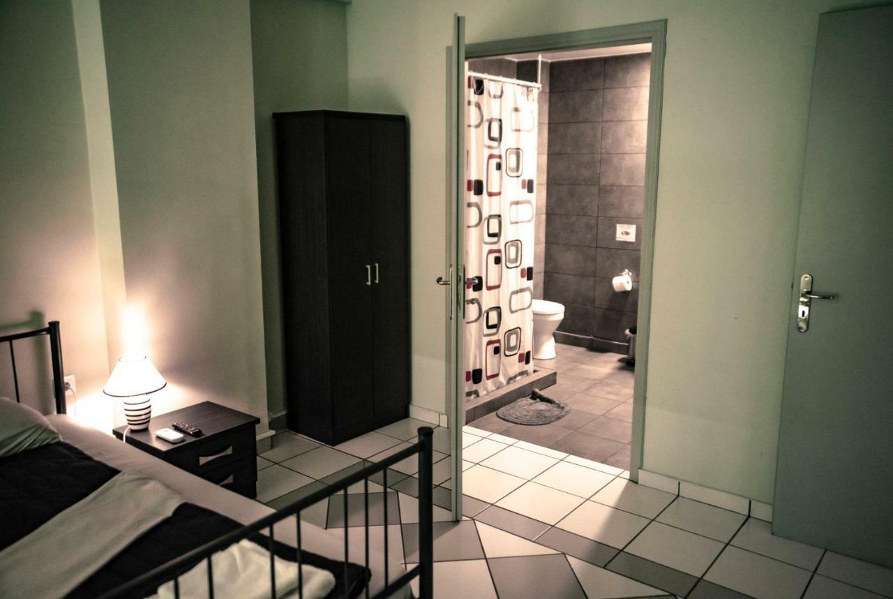 אתונה As-City Hostel מראה חיצוני תמונה