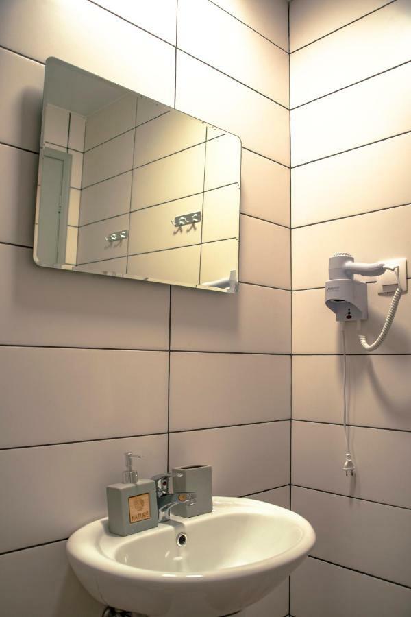 אתונה As-City Hostel מראה חיצוני תמונה